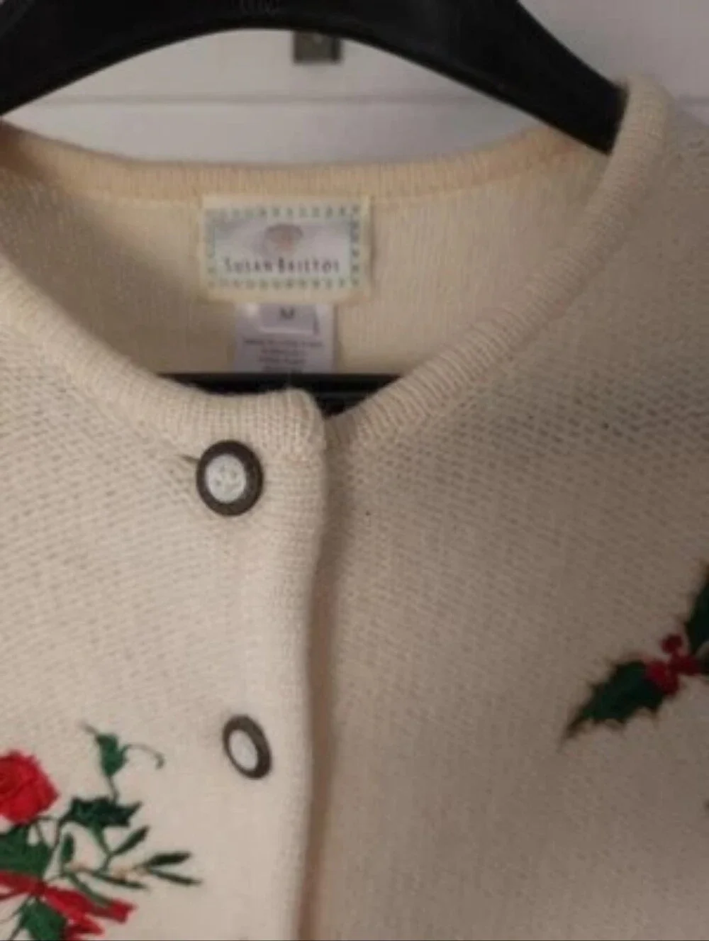 Vintage Susan Bristol 100% Wool Embroidered Holiday Cardigan Roses Holly Cream M